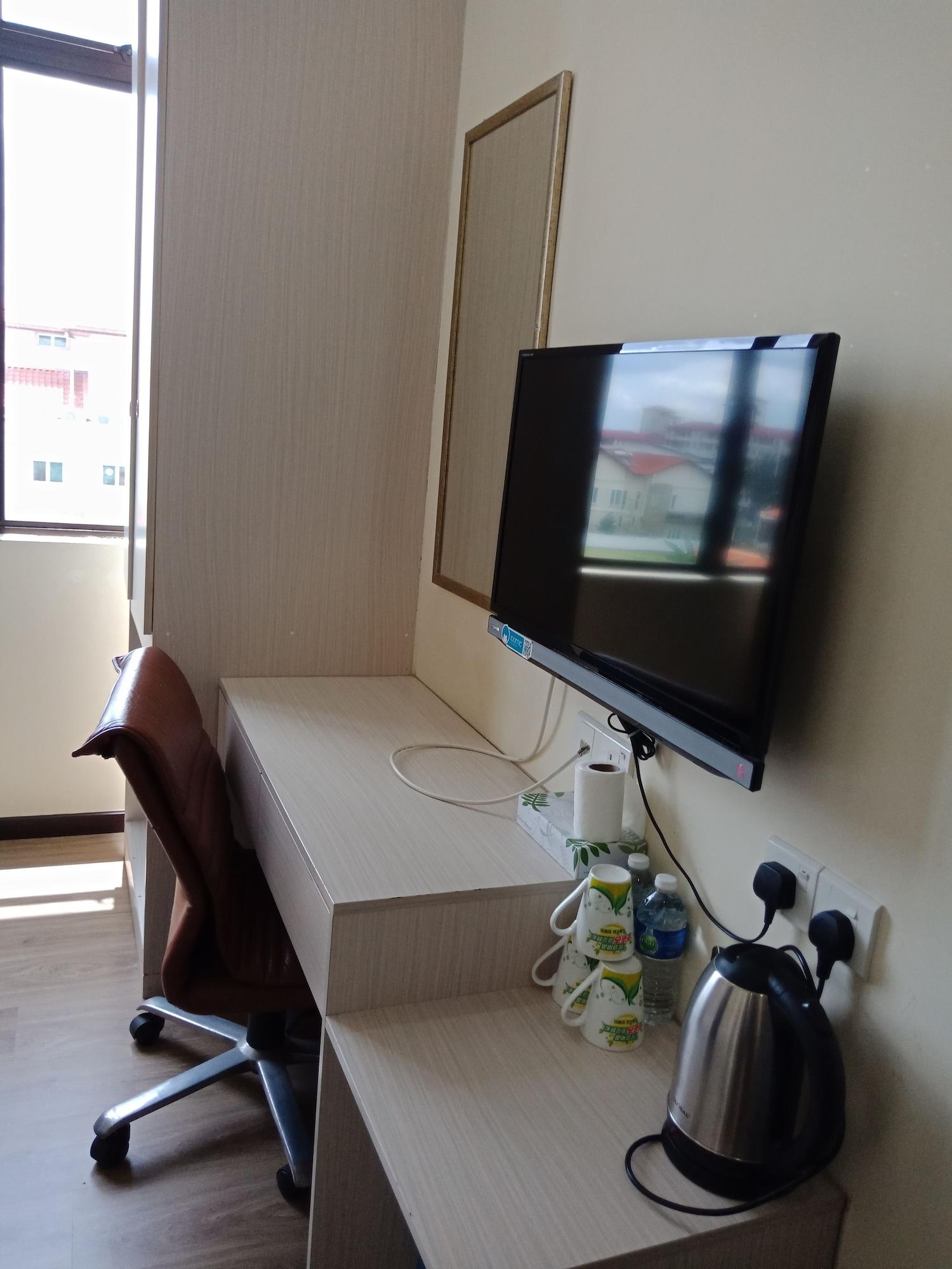 Hotel Zamburger Bukit Segar Cheras Kültér fotó