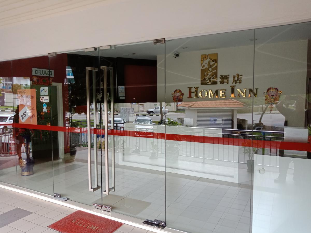 Hotel Zamburger Bukit Segar Cheras Kültér fotó