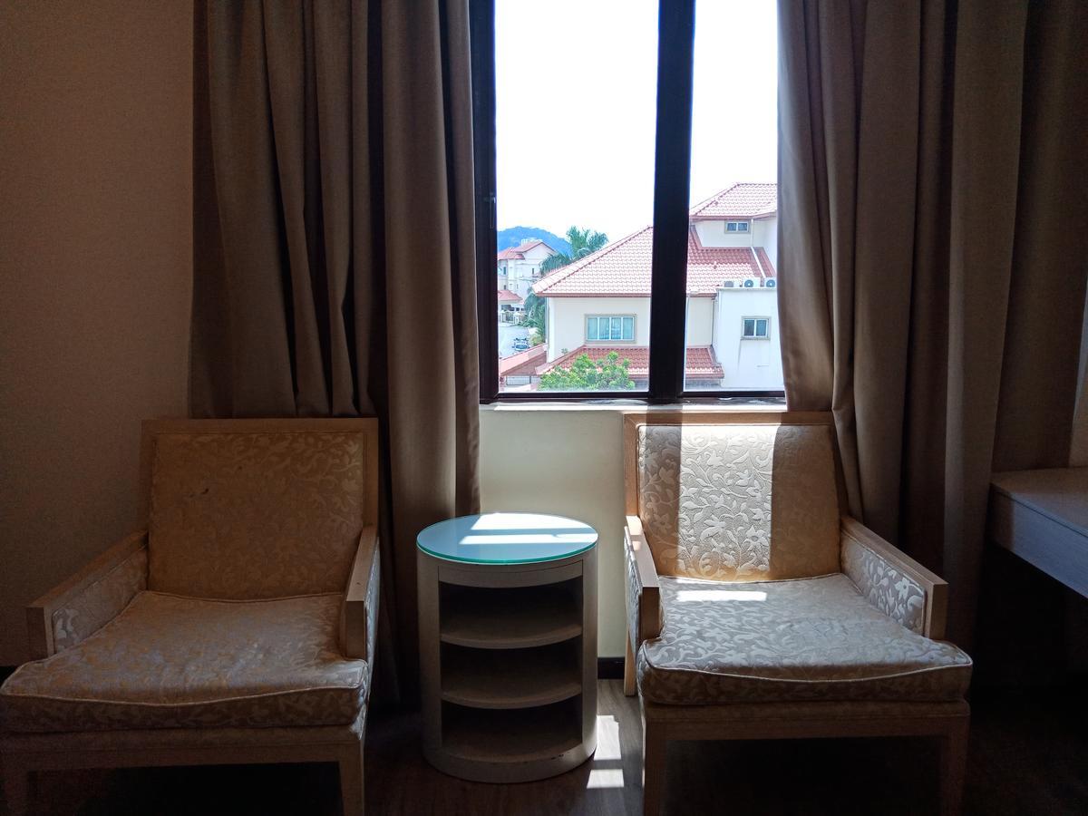 Hotel Zamburger Bukit Segar Cheras Kültér fotó